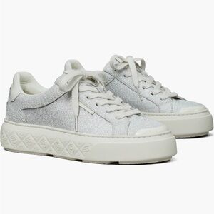 New Tory Burch ladybug 10.5 leather new in box